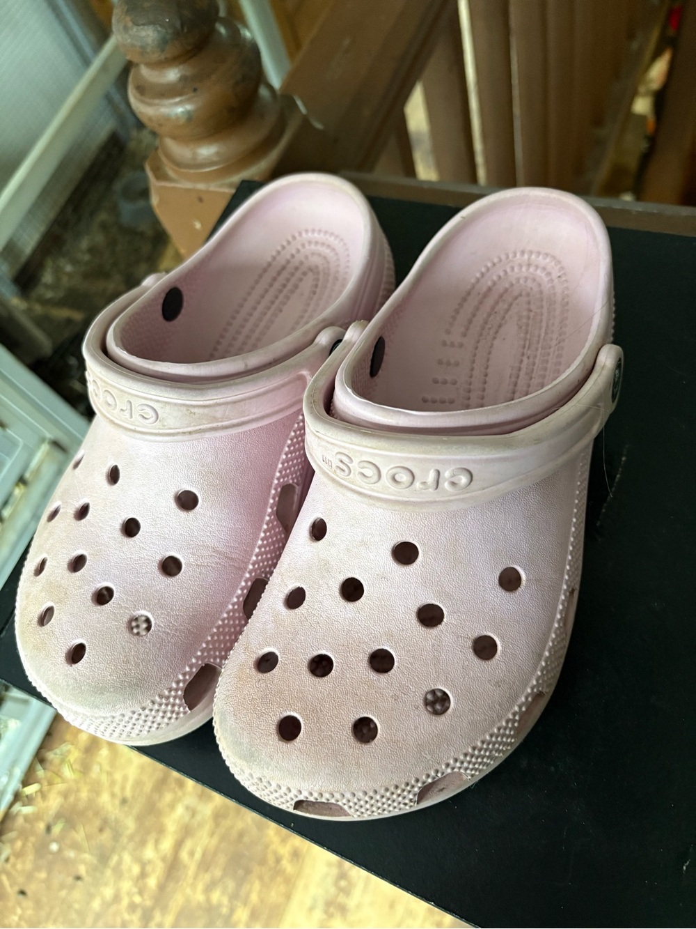 CROCS women's pink sole clog (size 6-8)